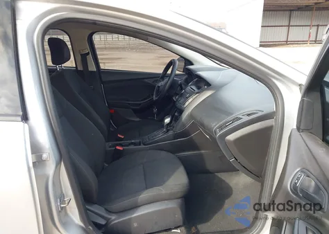 2016 Ford Focus S из США, поврежденный, VIN 1FADP3E23GL298650